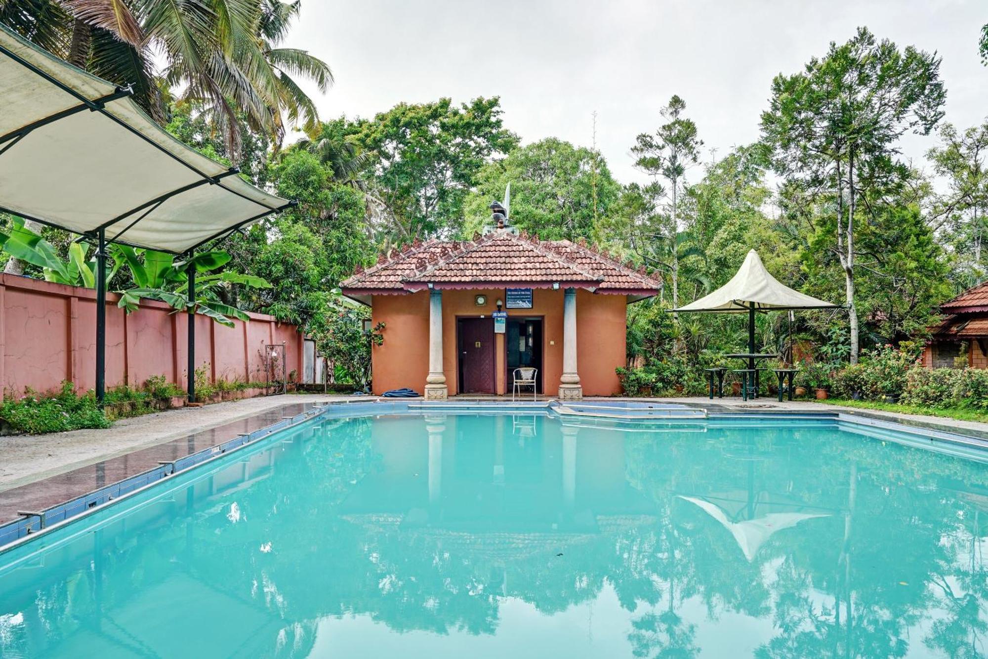 Palette - Pagoda Resorts Alappuzha Exterior photo
