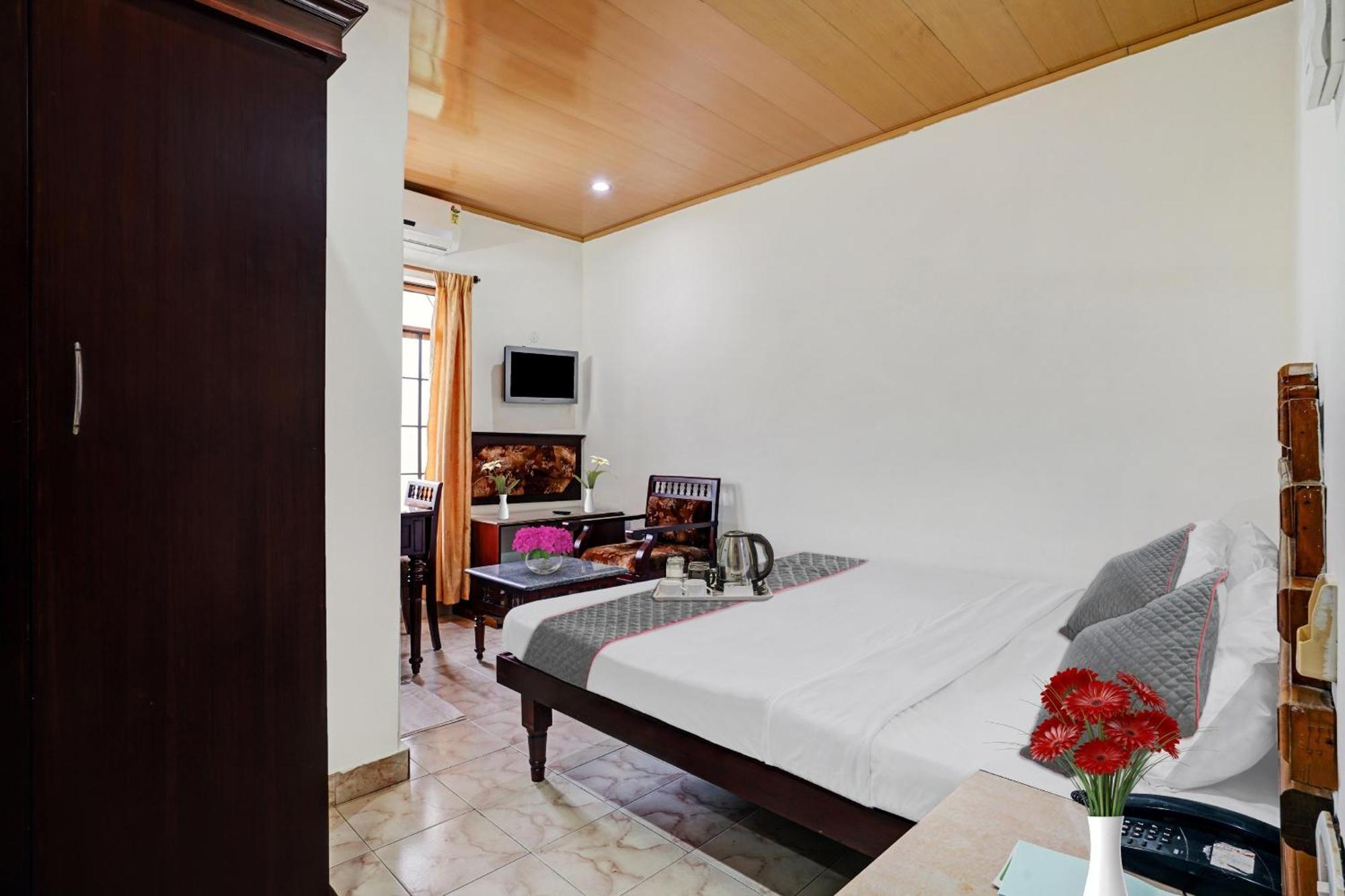Palette - Pagoda Resorts Alappuzha Exterior photo